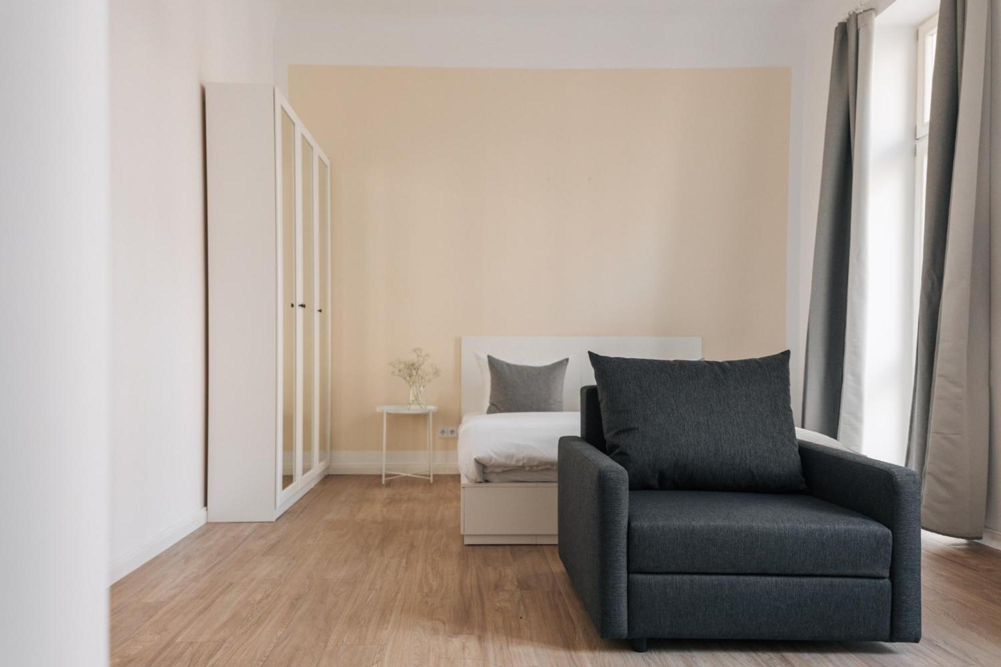 Homaris Apartments Frankfurter Allee Berlin Exterior photo