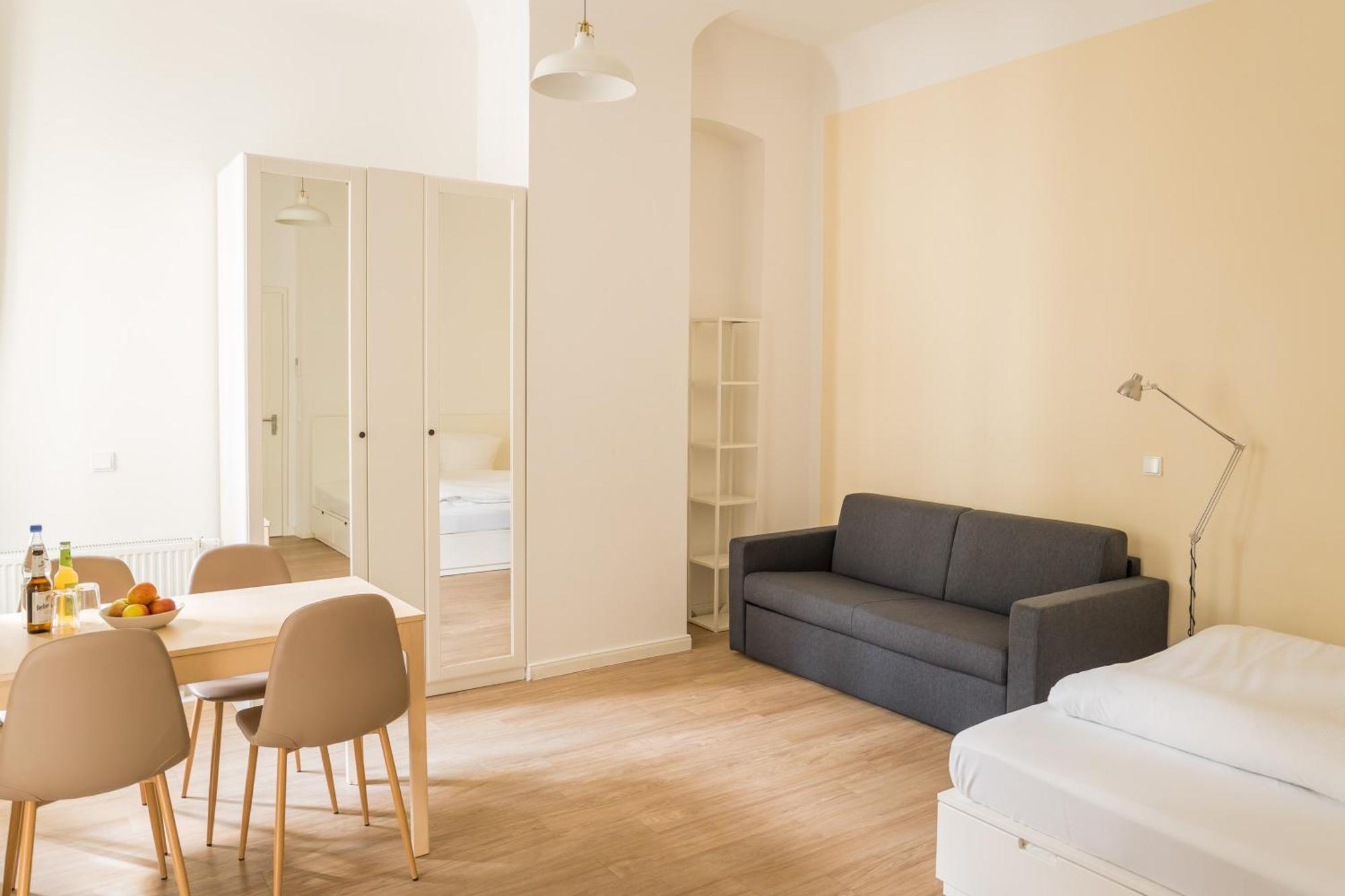 Homaris Apartments Frankfurter Allee Berlin Exterior photo